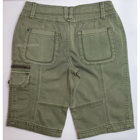 ANTHROPOLOGIE - MARRAKECH Olive Cargo / Utility Bermuda Short, Casual - Picture 3 of 10